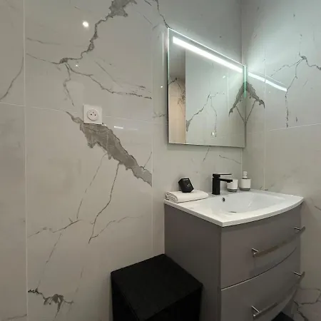 Апартаменты 1 Clairmarais T2 Cosy A 2 Pas Du Centre-ville Реймс